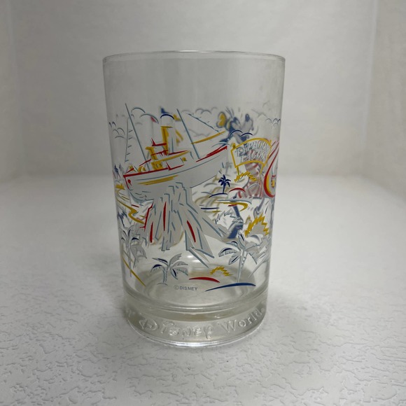 McDonald's Celebrates the Magic of Walt Disney 25 Years Remember Tumbler Glass - Picture 3 of 4